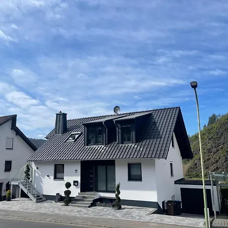 Burg,mosel,tal-blick דירה